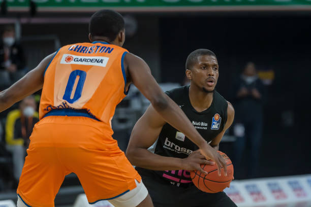 一场比赛都 一场比赛都