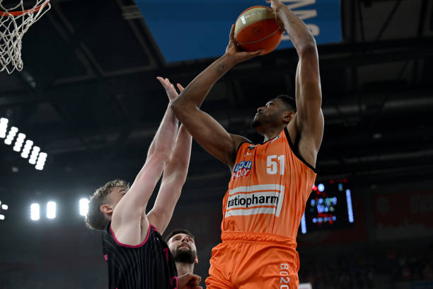 键赛季引发 键赛季引发